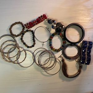 21 piece variety bracelet lot